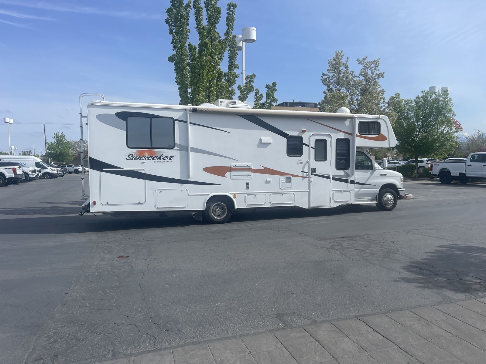 2010 Sunseeker Class C RV w/ New Ford V10 Triton Engine, Auto Leveling, & Modern Upgrades