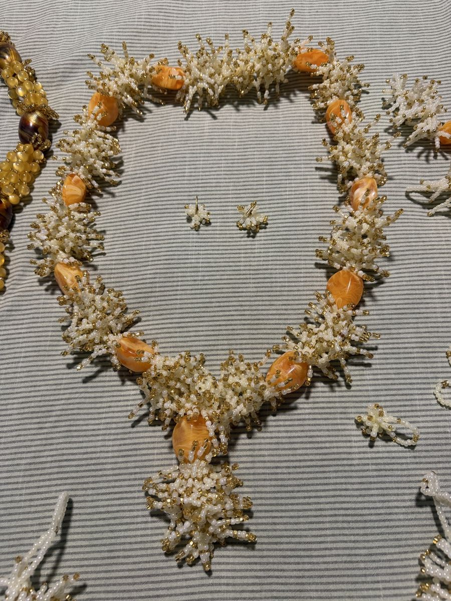 Main image 4