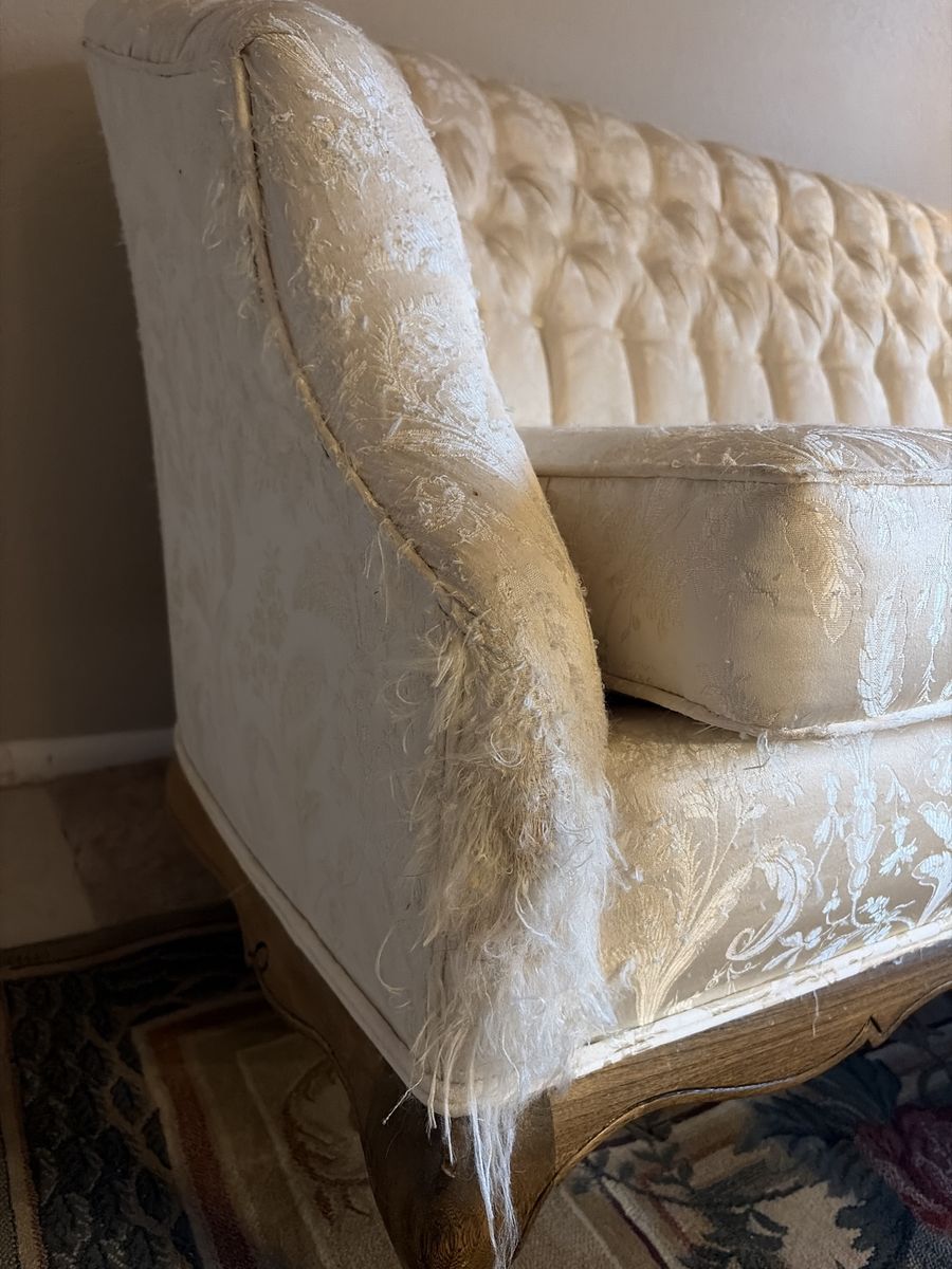 Free vintage Couch- pick up only