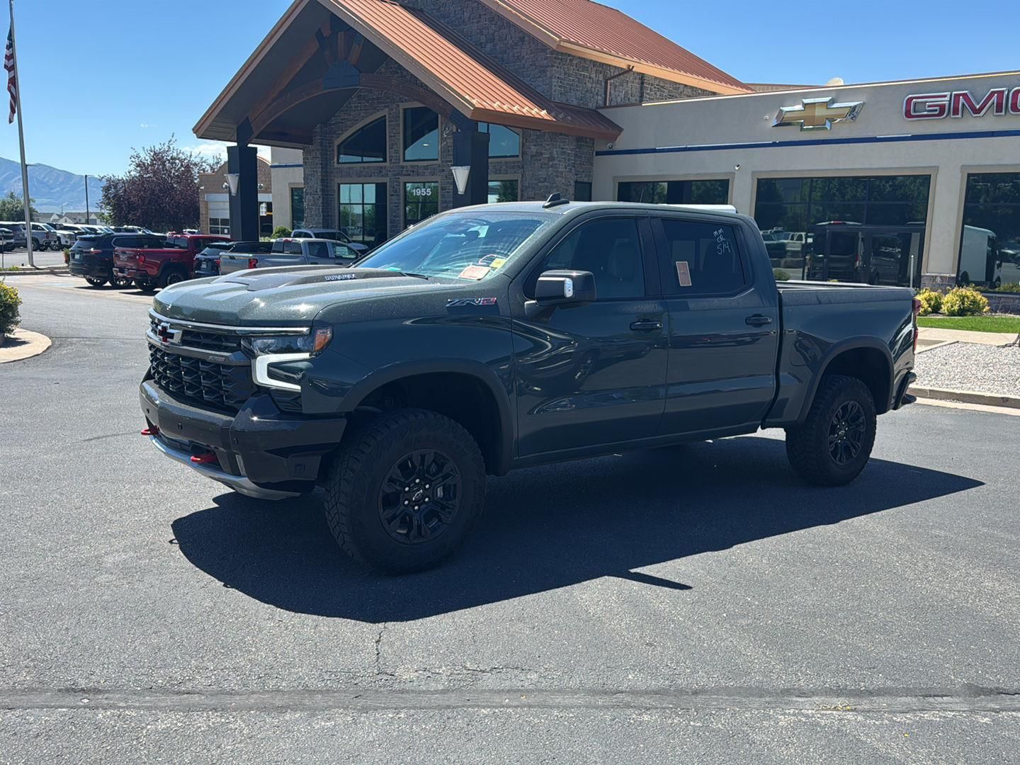 2025 Chevrolet Silverado 1500 ZR2