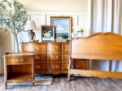 *FREE DELIVERY* Vintage Drexel French Bedrooms Set