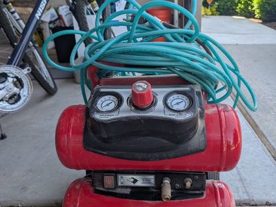 Husky - 4 gal portable air compressor