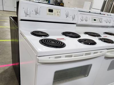 NICE WHIRLPOOL COIL TOP RANGE! W-WARRANTY