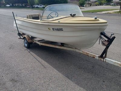 SeaSwirl Boat