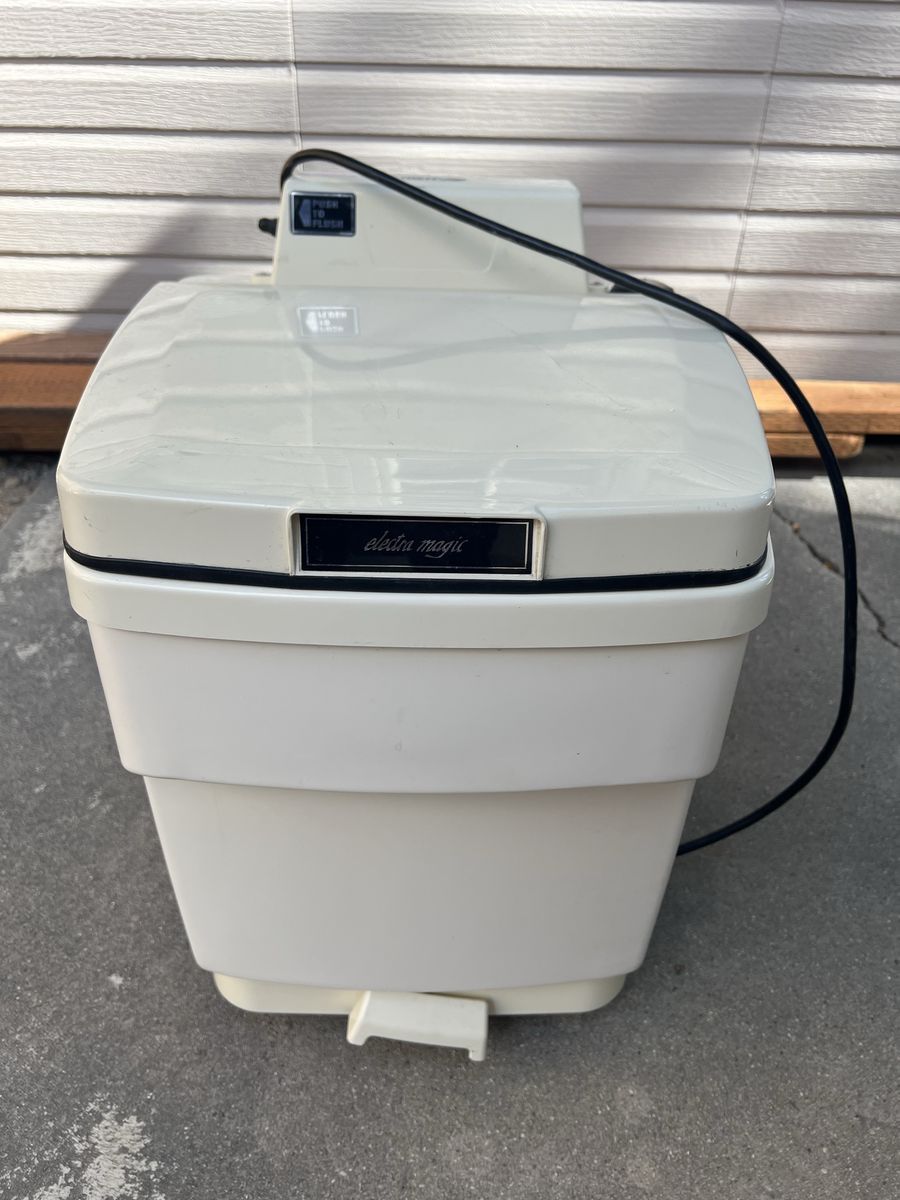Thetford Electra Magic 80 toilet