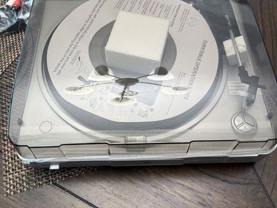 NEW Electro Brand USB Turntable Record Player – Model 2650MO