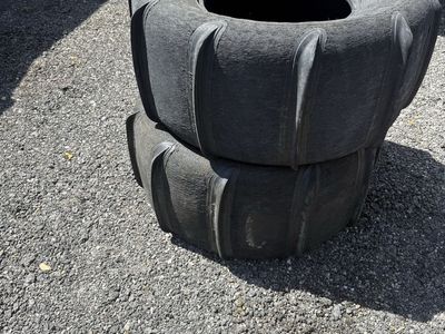 32x13.5-15 skat trak sand paddles