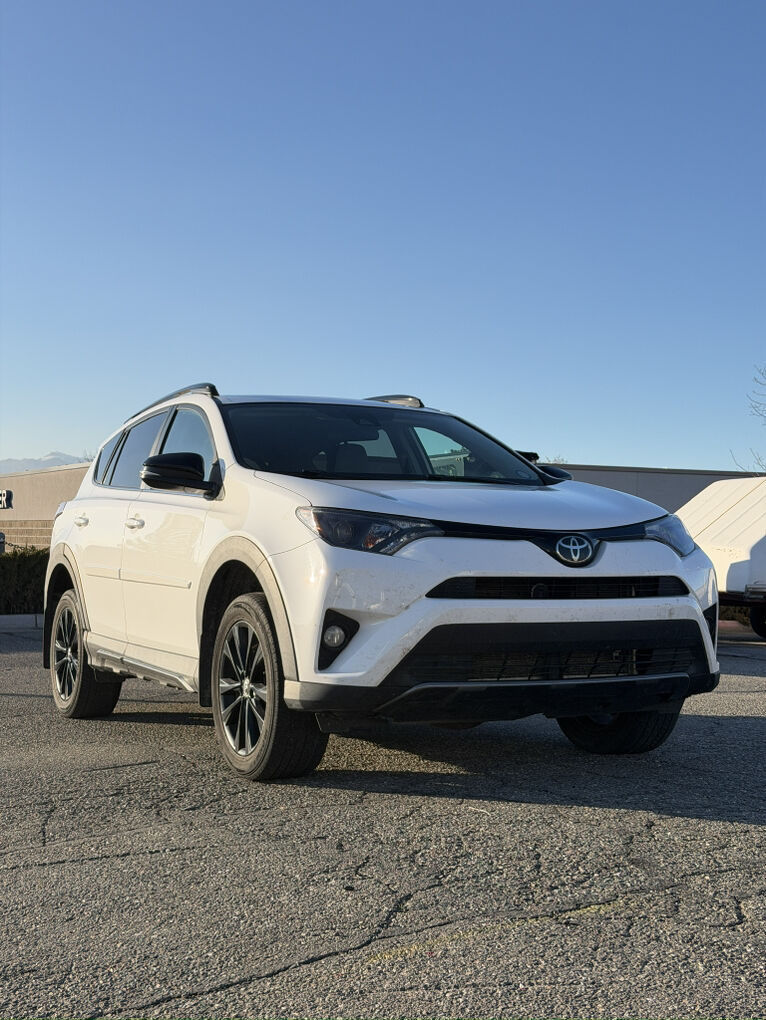 2018 Toyota RAV4 Adventure