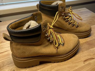 MARC FISHER LTD 8 1/2 Winter Boots Boot Shoes