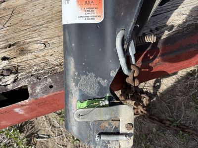 Fifth wheel gooseneck adapter