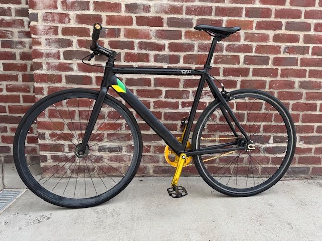 6KU Fixie Bike Excellent Condition Medium/Large Frame