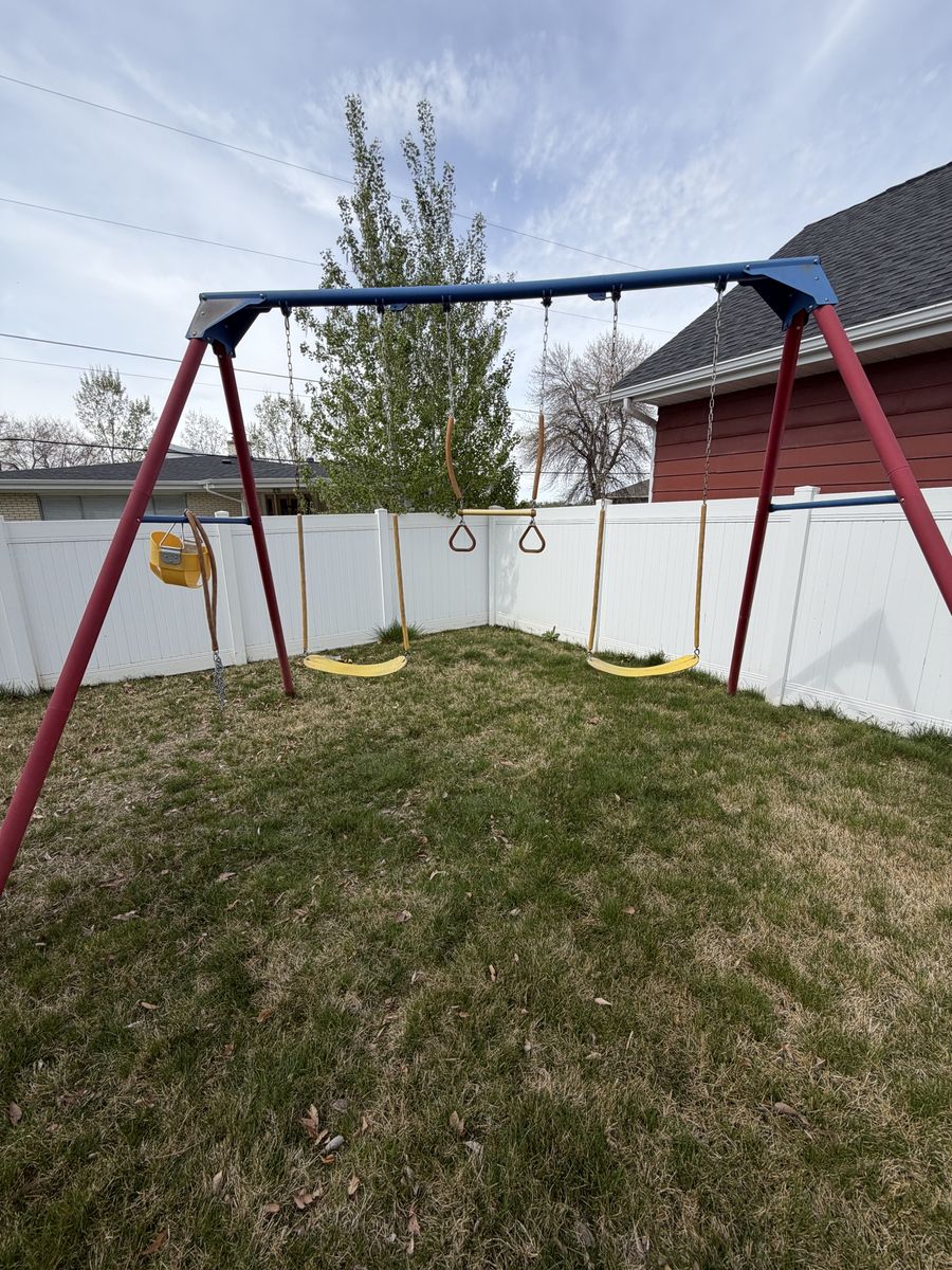 10 Ft Lifetime Swing Set