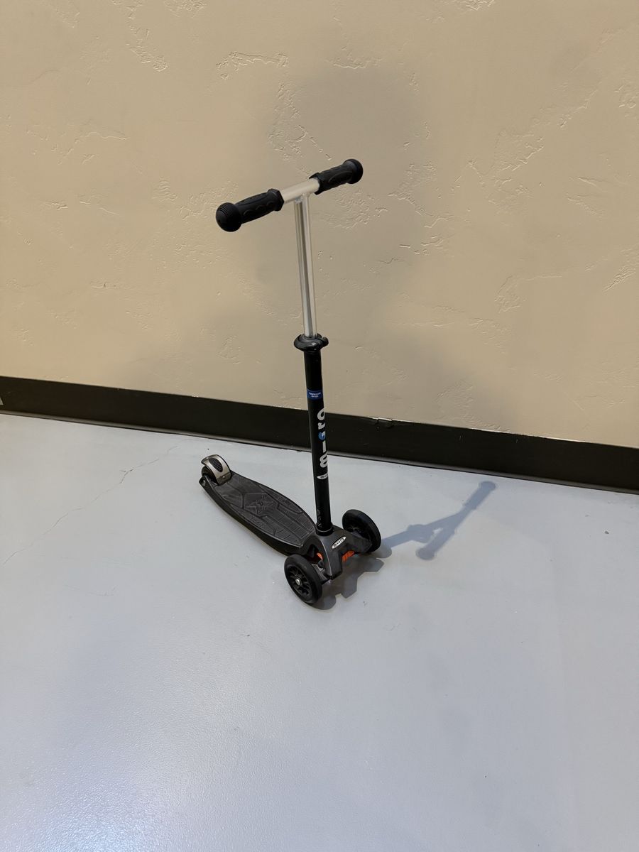 Micro Maxi Kick scooter