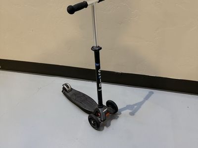 Micro Maxi Kick scooter