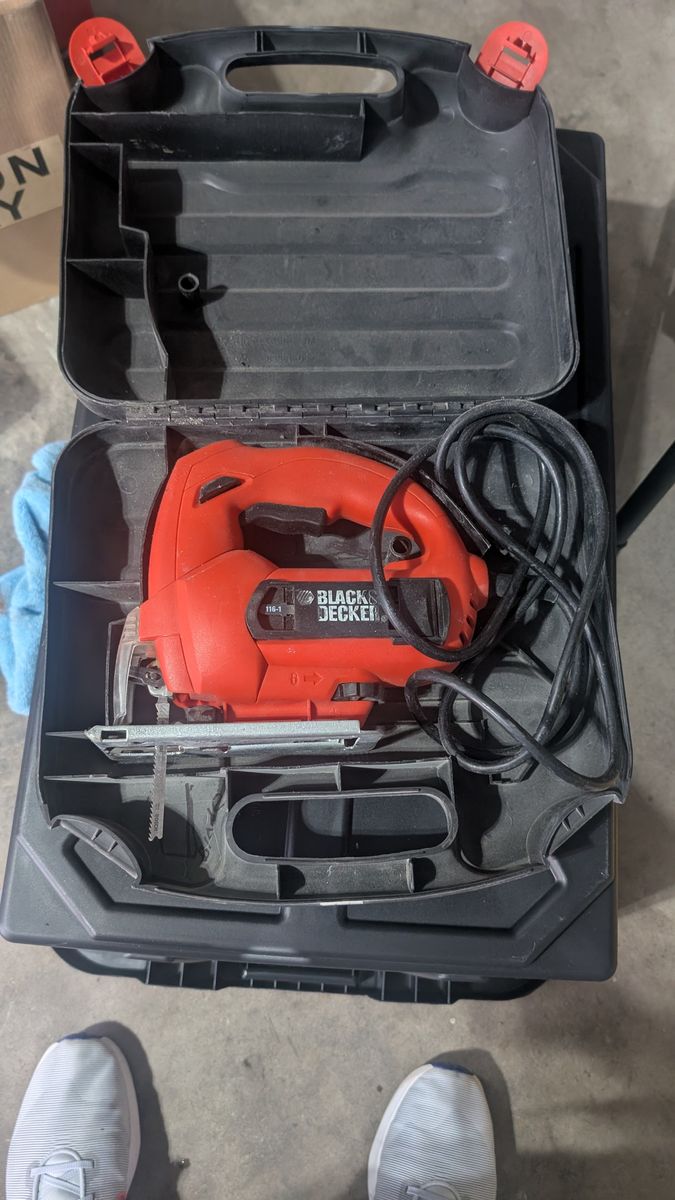 Black and Decker Jig Saw (Corded)