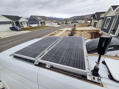 Renogy 175 solar panles (2)