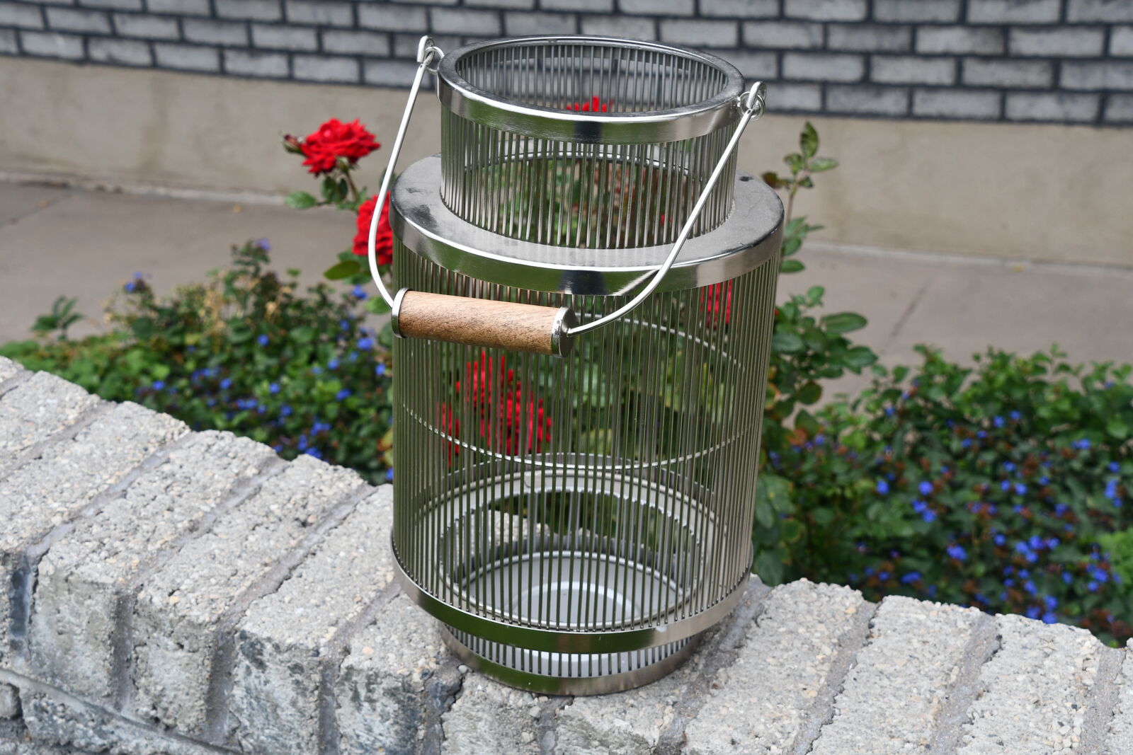 HEAVY METAL SILVER LANTERN ~ HEIGHT 14" ~ HANDLE ~ CLEAN!