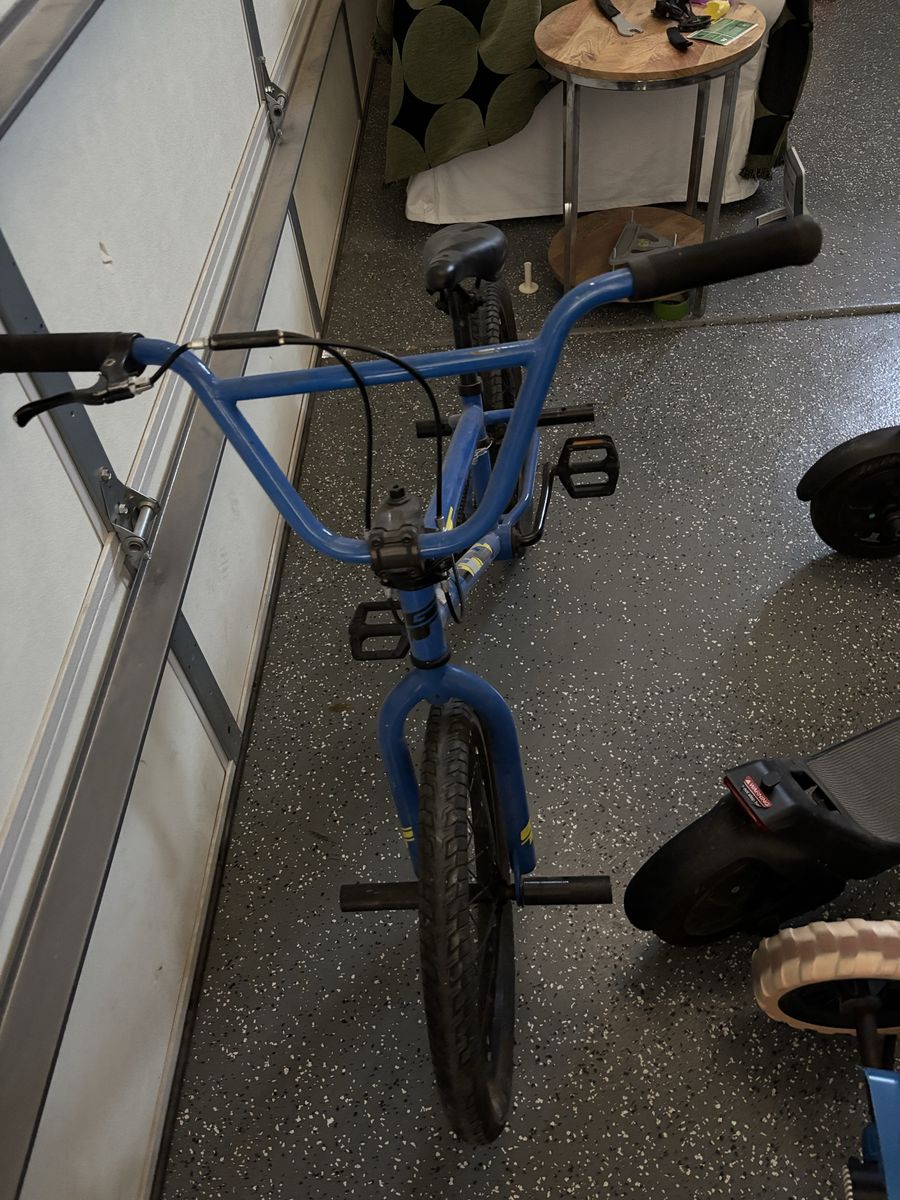 GT BMX Bike - Blue