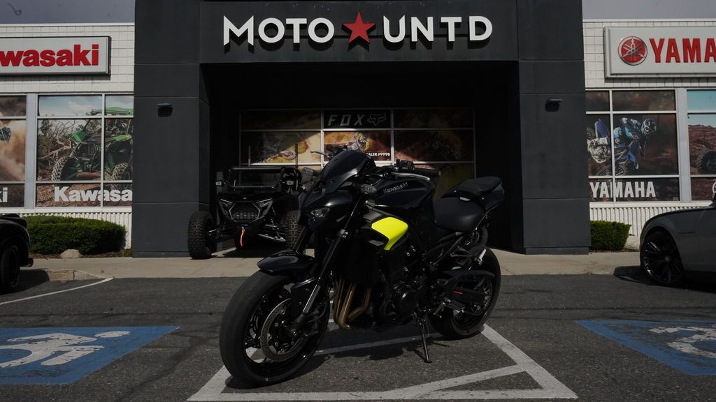 2025 KAWASAKI ZR900SSFAN