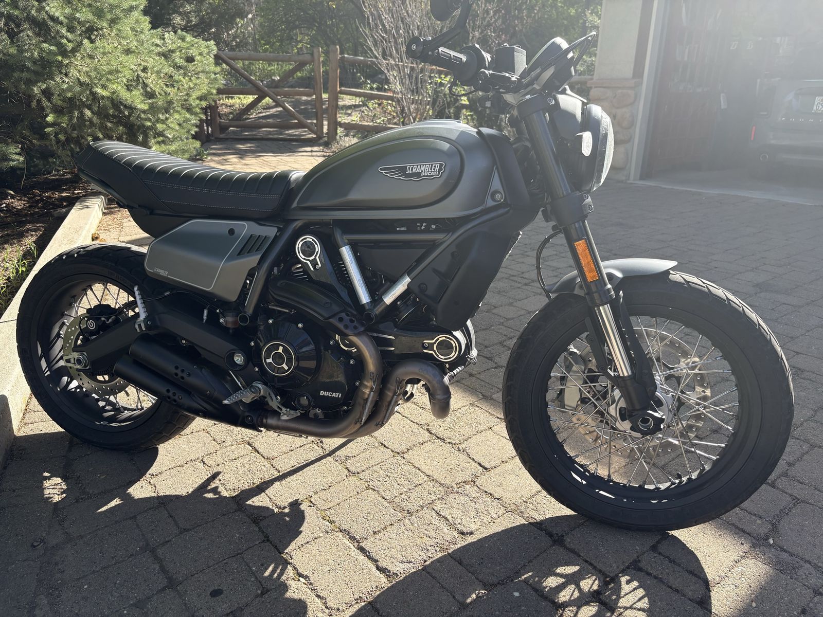 Ducati 2022 Scrambler Nightshift