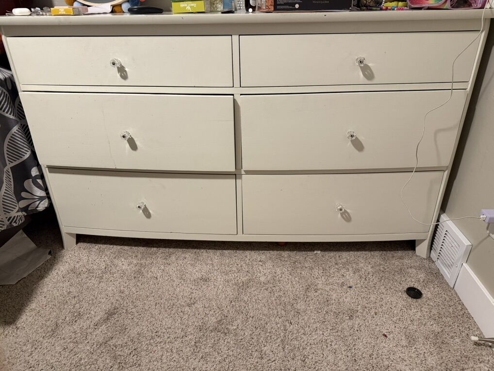 Pottery Barn Kids Dresser