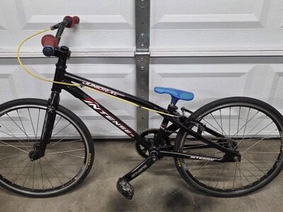 Intense Jr XL bmx bike