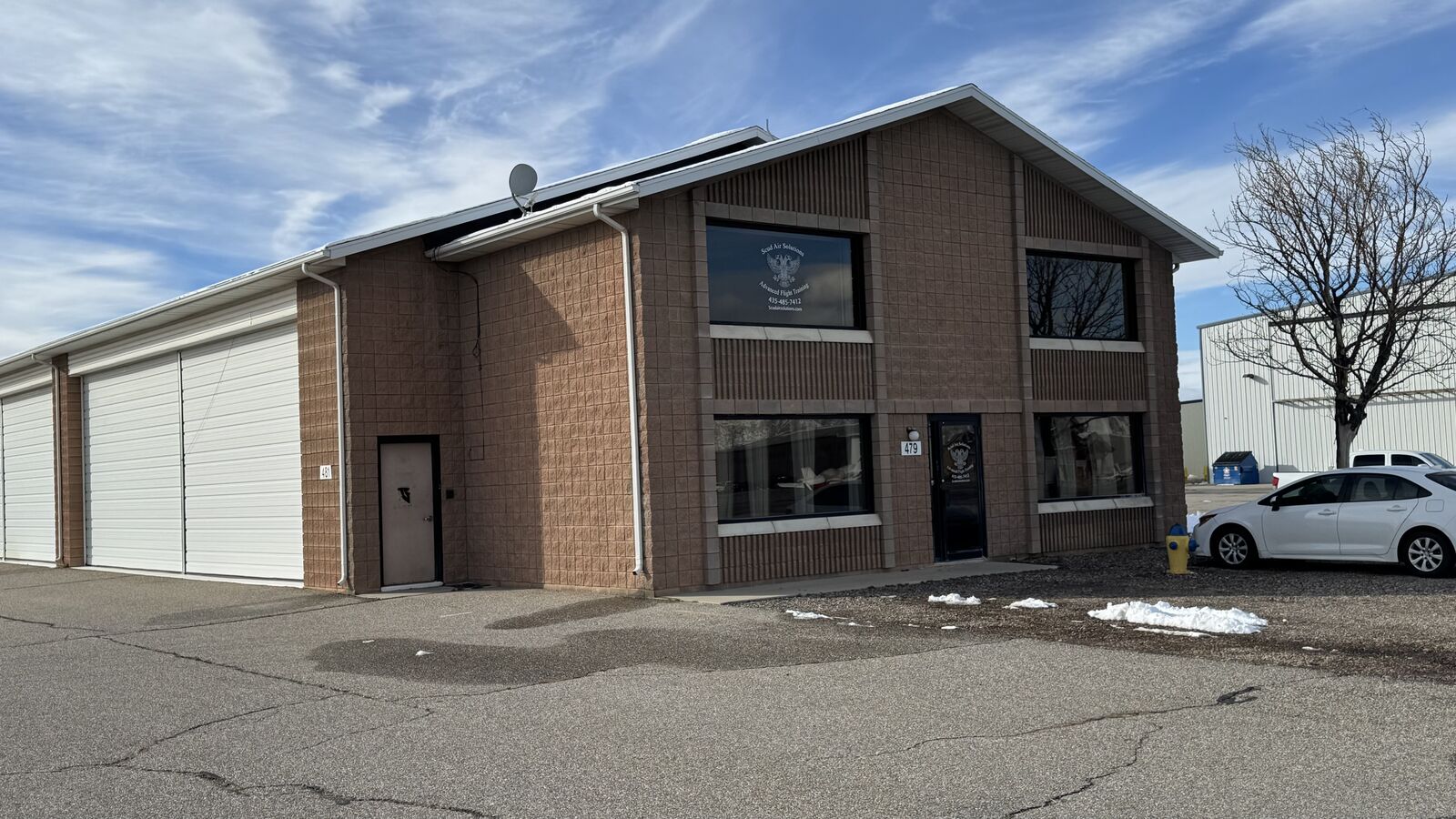 Ogden Airport Hangar For Sale (S479/481) (2500 sq ft - 50'X50") Plus Office/Shop/Person Cave Space)