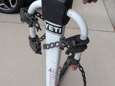 Yeti Hitch Mount 2-Bike Rack White - Used