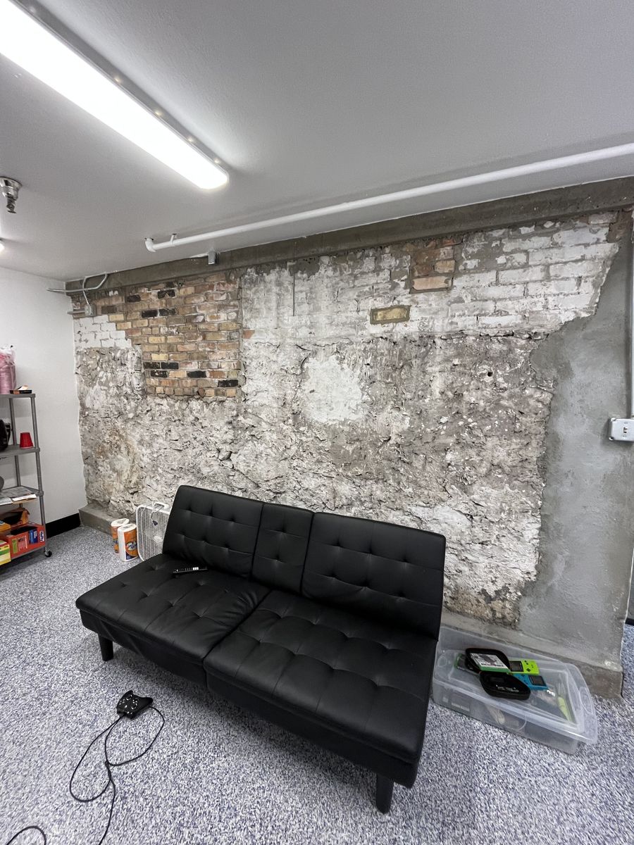 Main image 15
