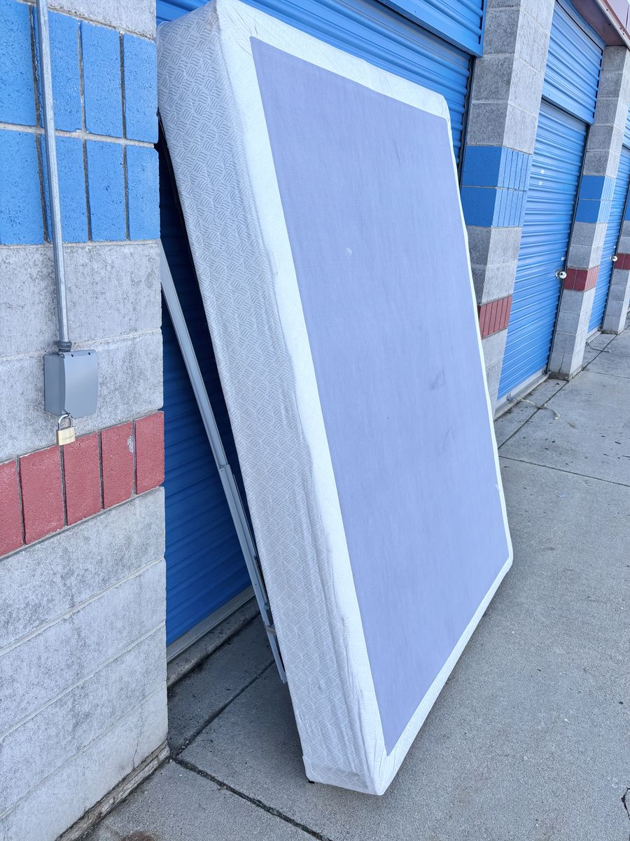 Queen Bed Box Spring