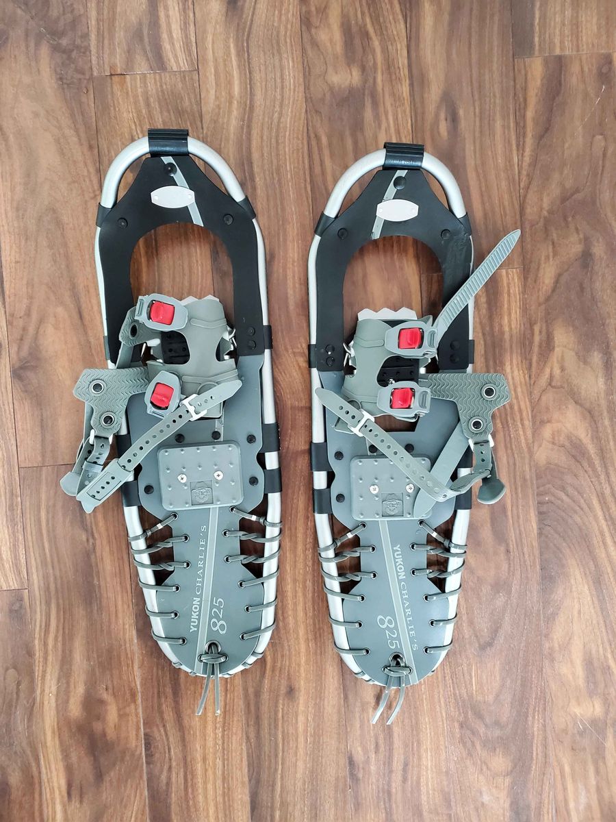 Yukon Charlie's 825 Snowshoes