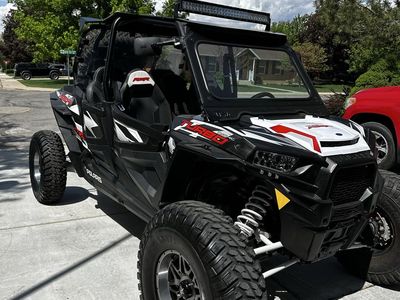Polaris RZR XP4 1000 Turbo