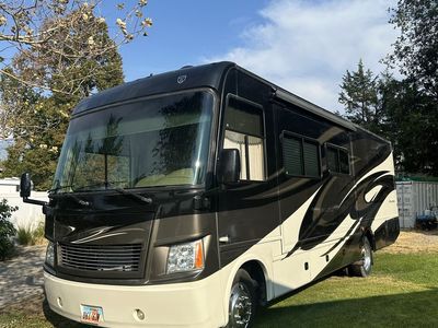 Thor Motor Coach Challenger Class A Motorhome RV