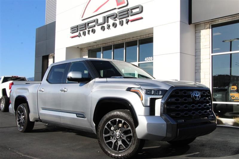2023 Toyota Tundra Platinum HV