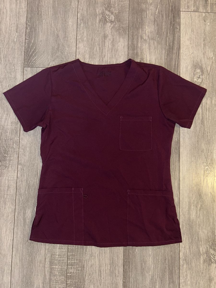 4FLEX Maroon Scrub Set V-Neck Top and Pants with Pockets Size M/L