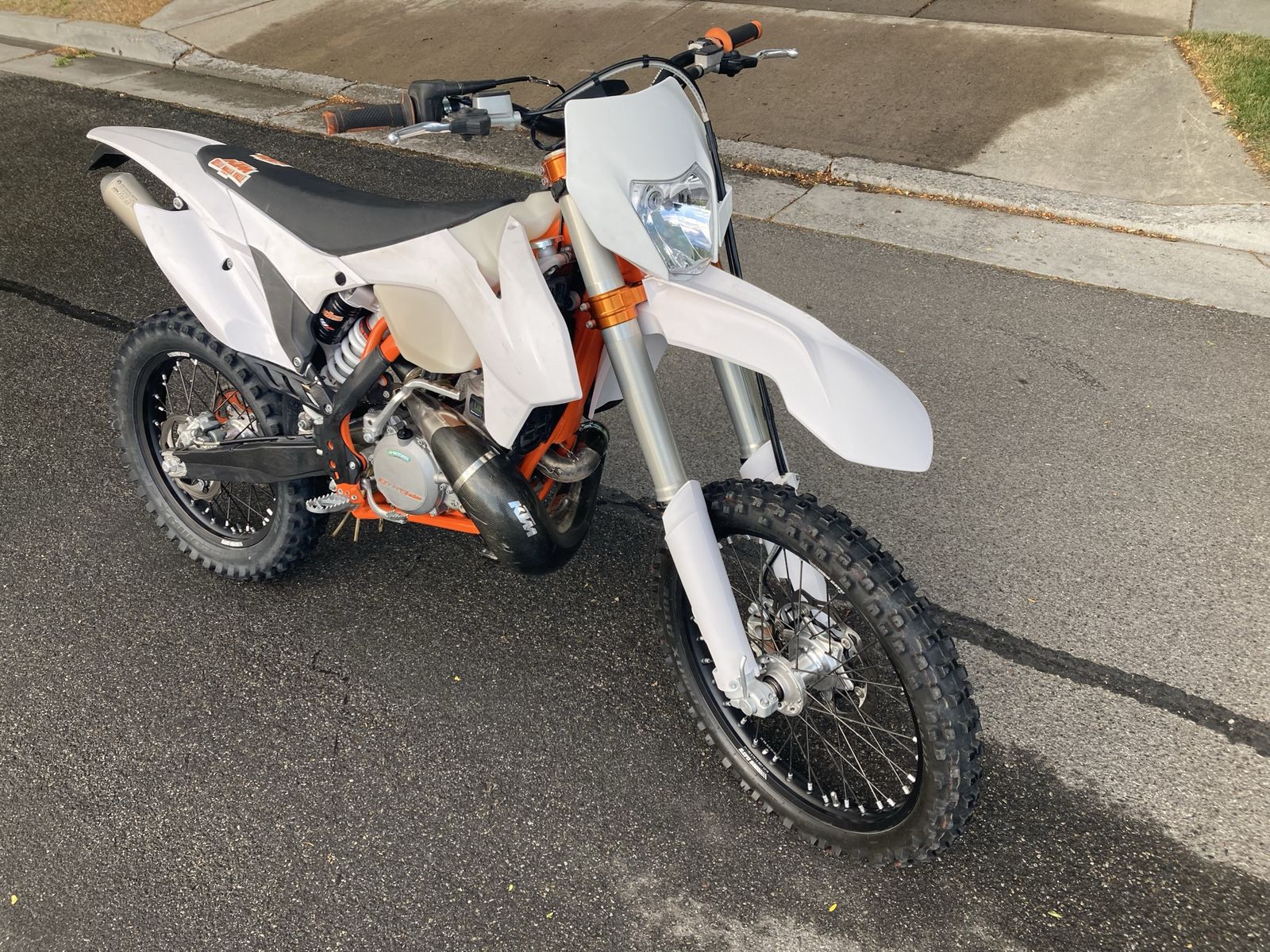 2015 KTM 300 XCW - 26 hours!