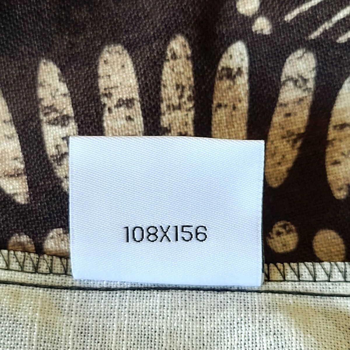 Table Linen 108" × 156" Geometric Black And Sand