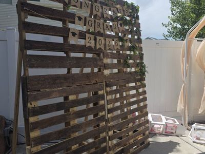 pallet backdrop