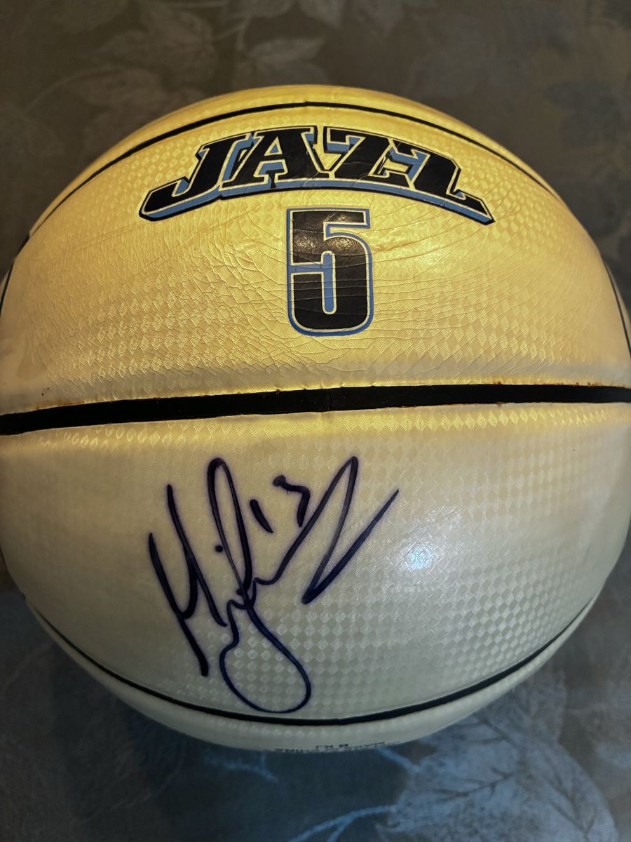 Jazz Basketball signed Boozer Ball 5