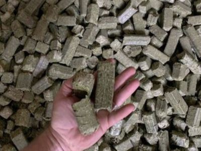 Alfalfa hay cubes for sale
