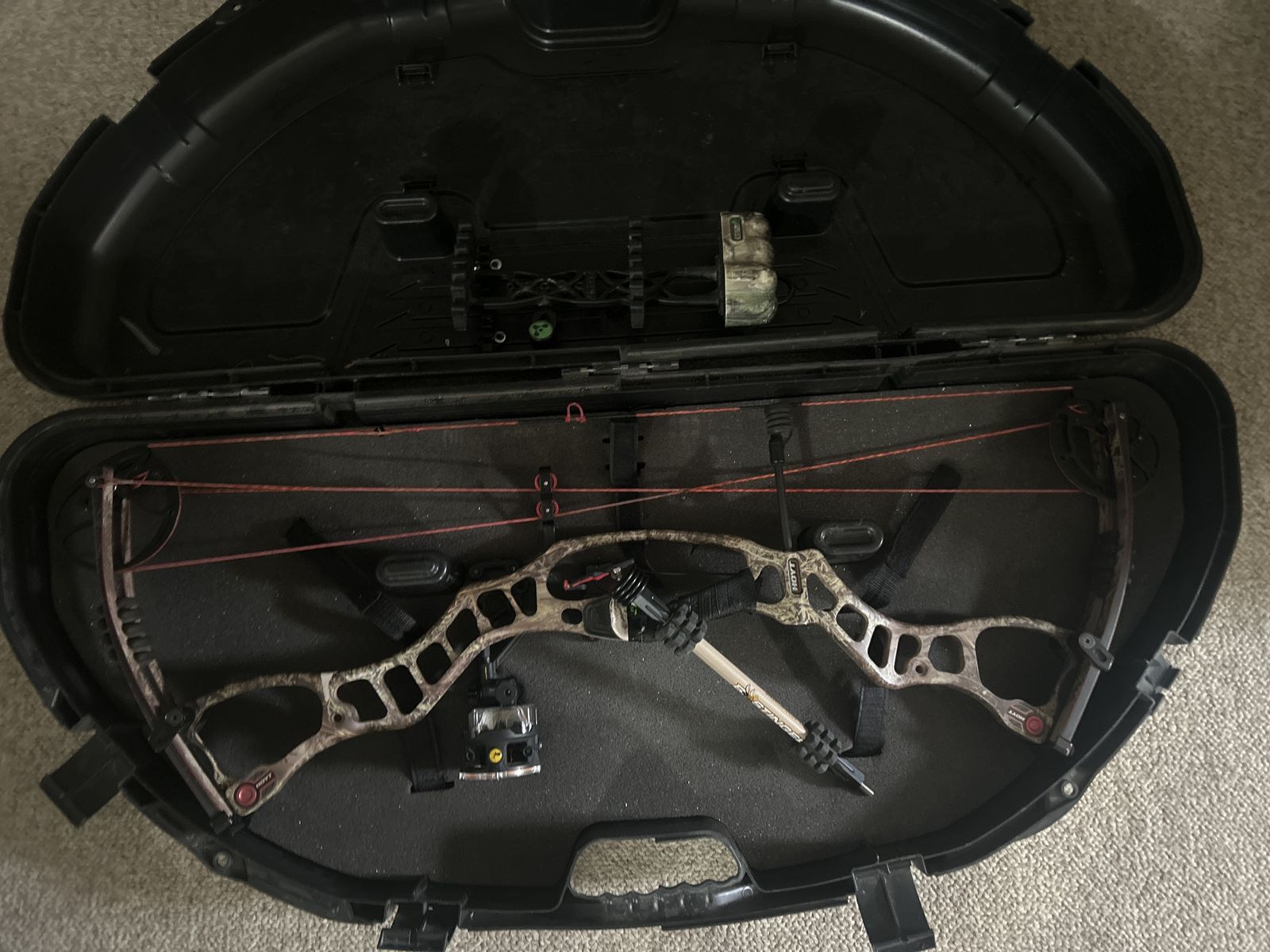 Hoyt Bow