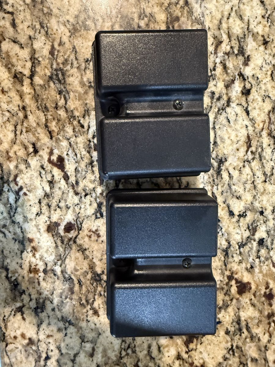 Uncle Mike’s belt single stack double mag pouch