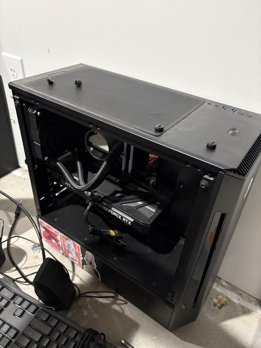 Main image 3