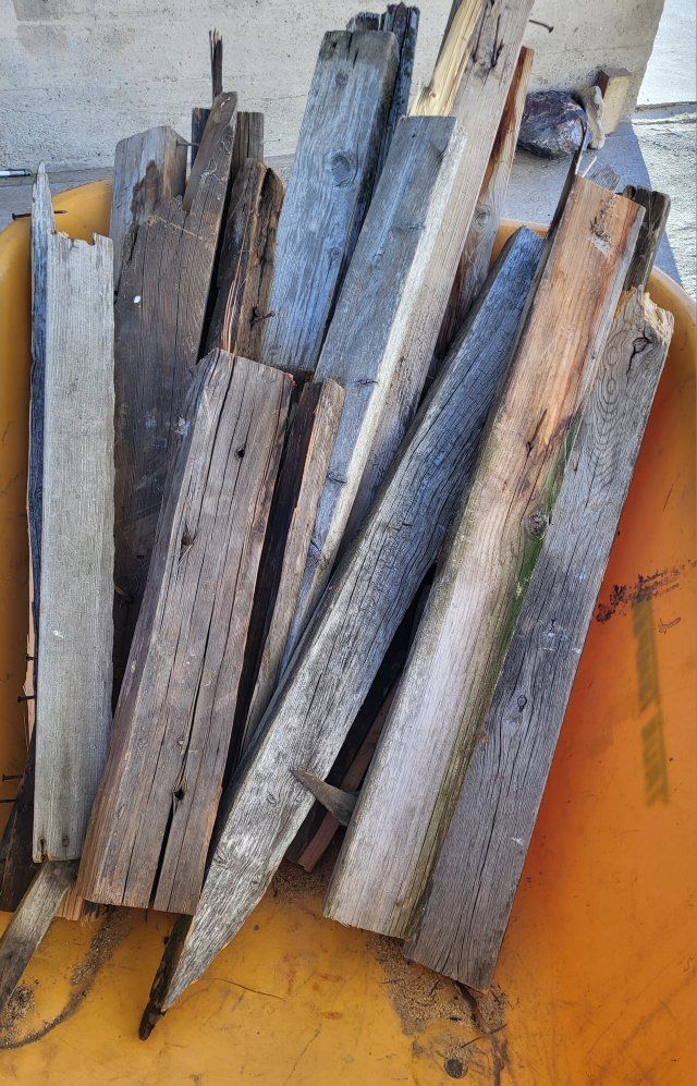 **FREE FIREWOOD**