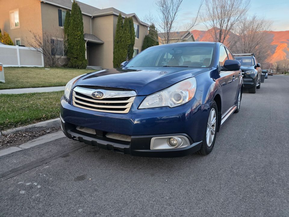 2011 Subaru Legacy 2.5i Premium