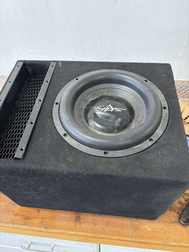 Skar Audio 12” Subwoofer, Amp & Box