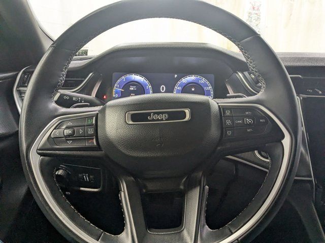 Main image 11