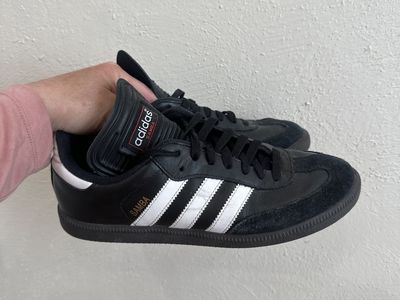Adidas samba men’s boys sz 7 excellent’