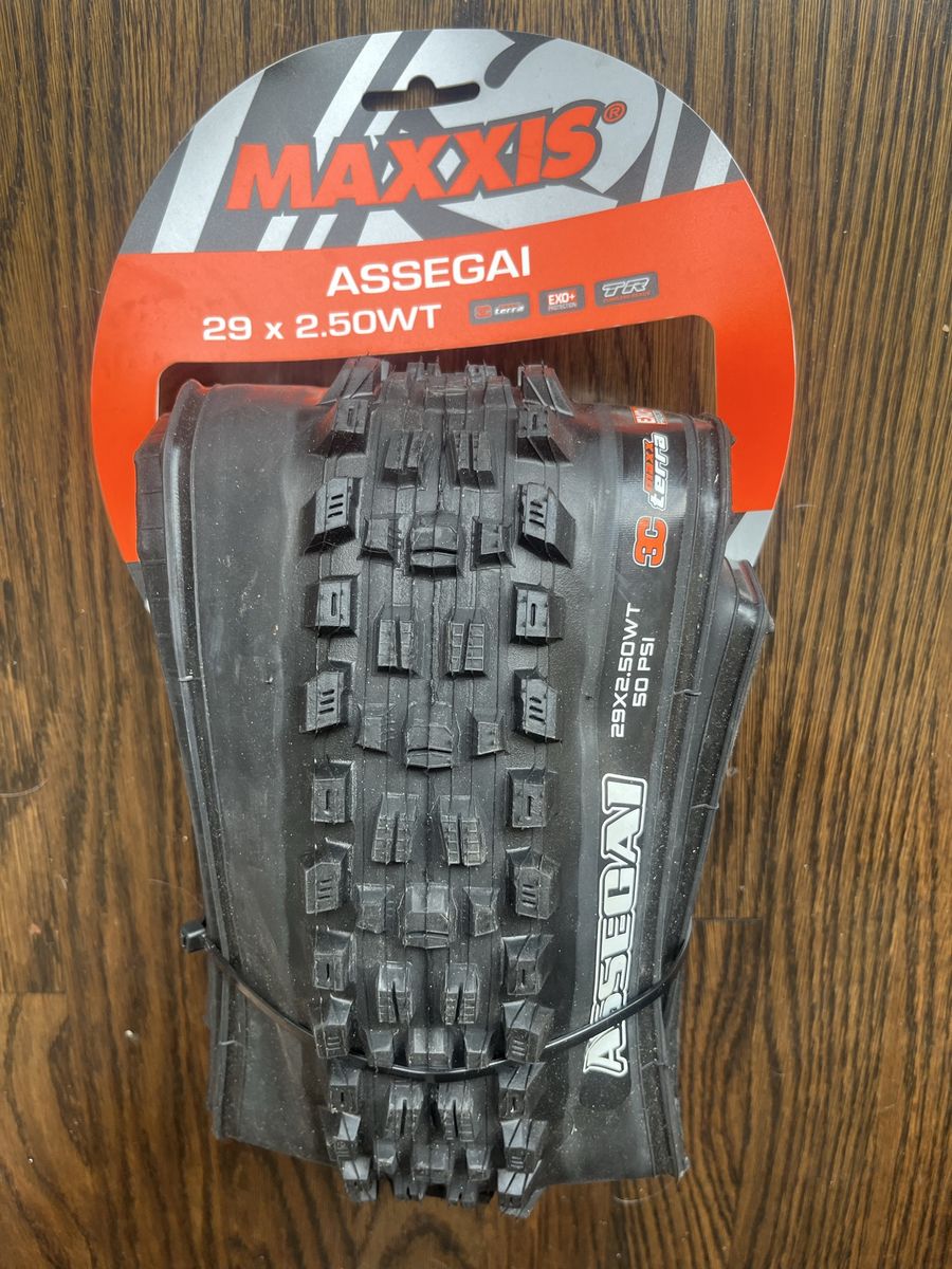 Assegai 29 x 2.5 WT - brand new