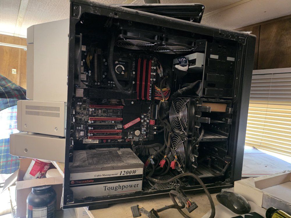 desktop computer 
Thermaltake Toughpower 1200W Cable Management Power Supply Unit (PSU) ATX